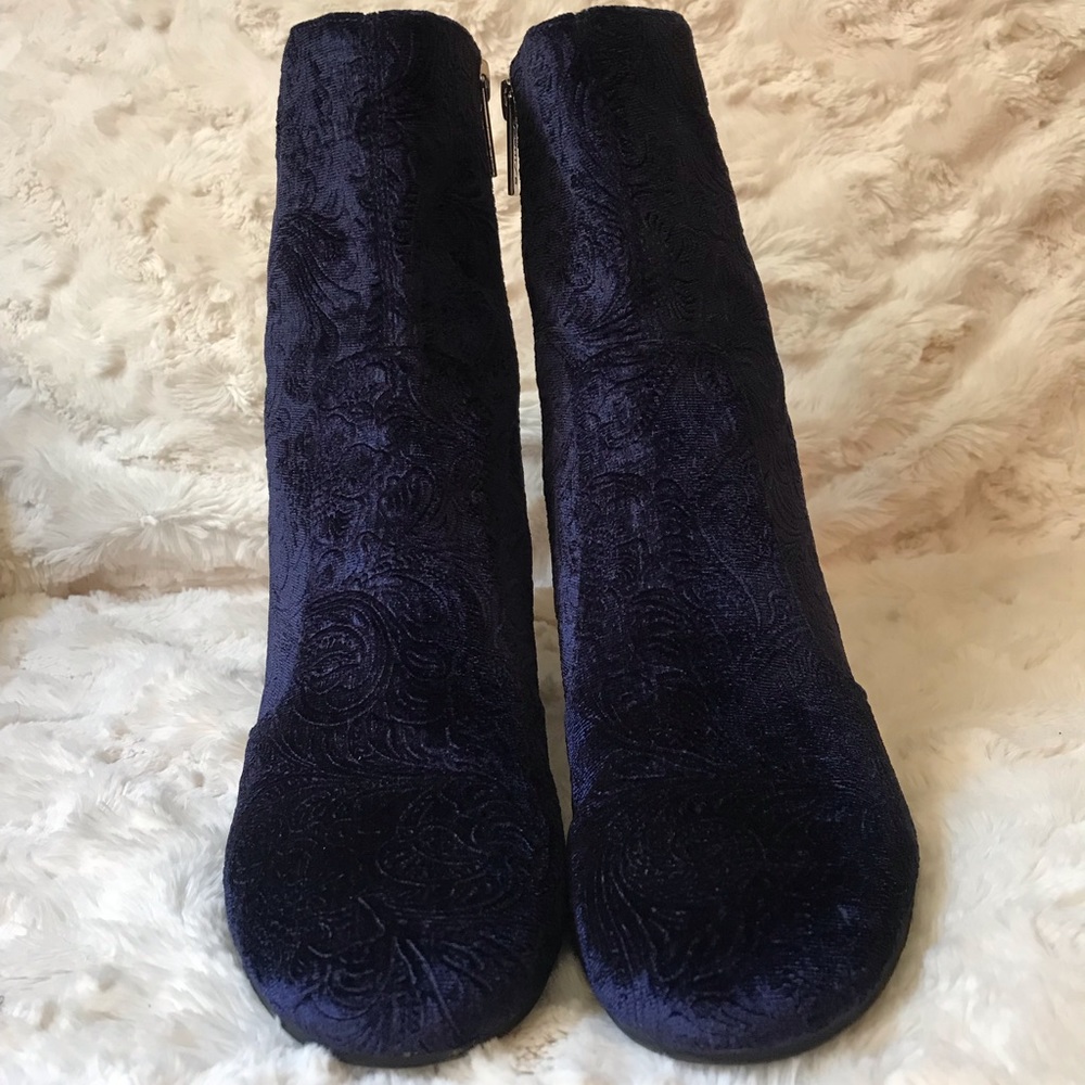 Sold Unisa Purple Crushed Velvet Ankle Boots 8.5 - Picture 9 of 15